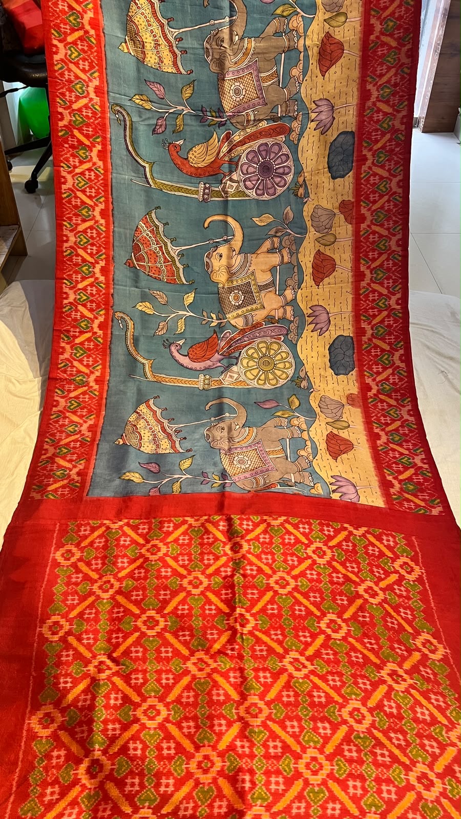 Ikkath Patola Saaree