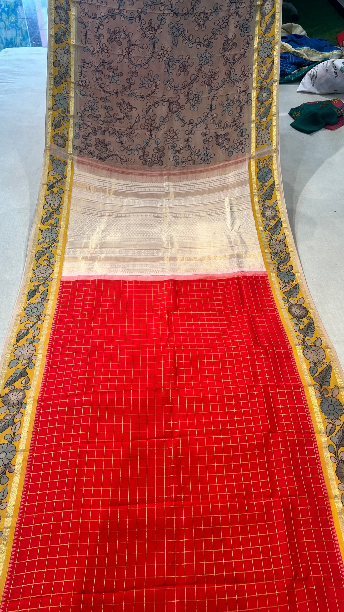 Kanchipattu Checks Saree with Pen Kalamkari Border