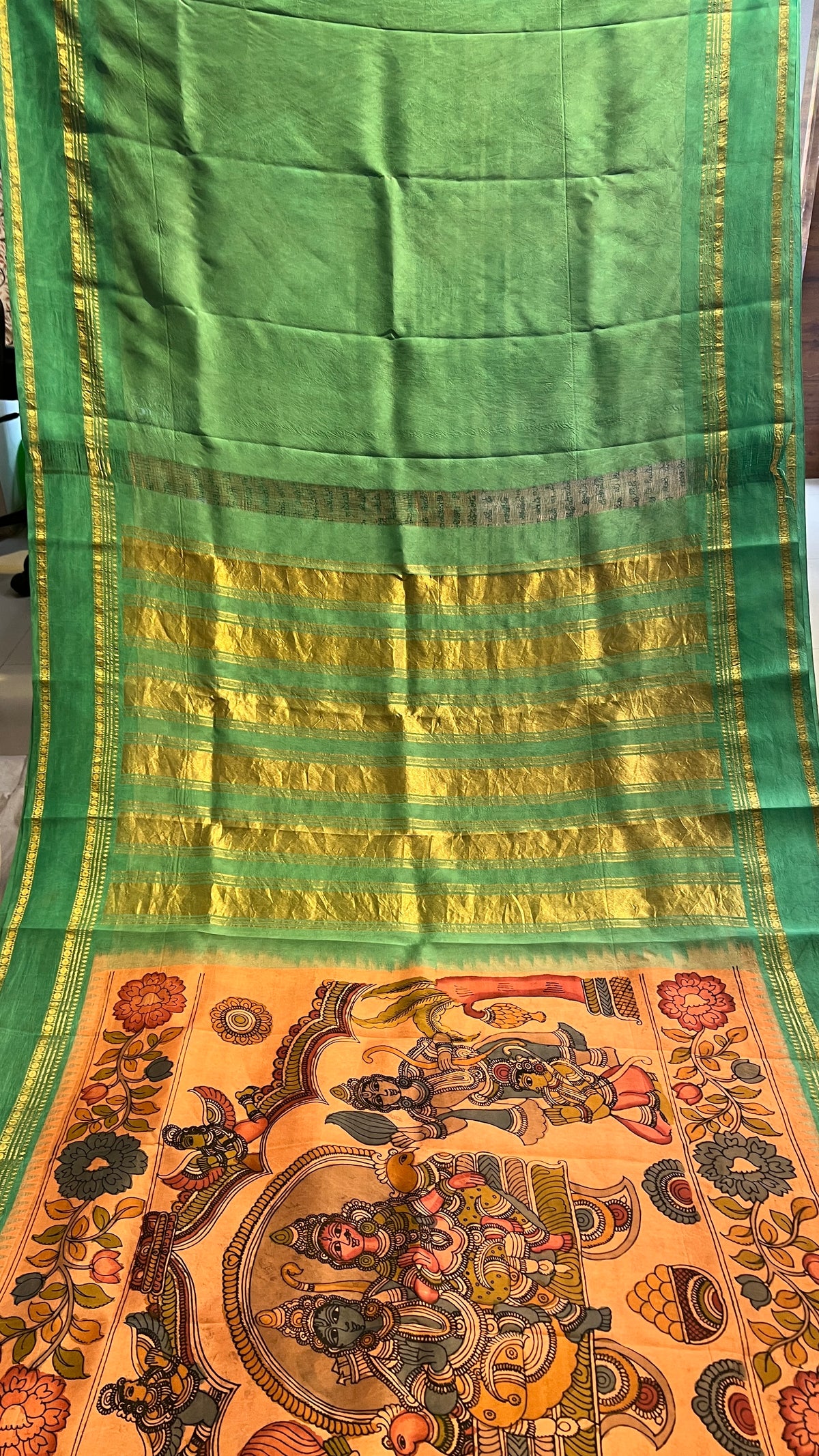 Kanchi Pattu saree