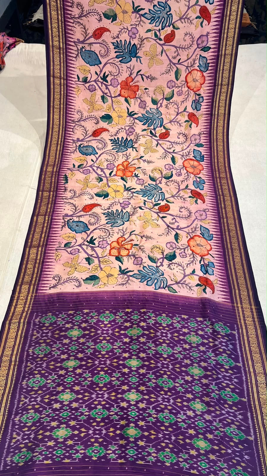 Ikkath kanchi border saree