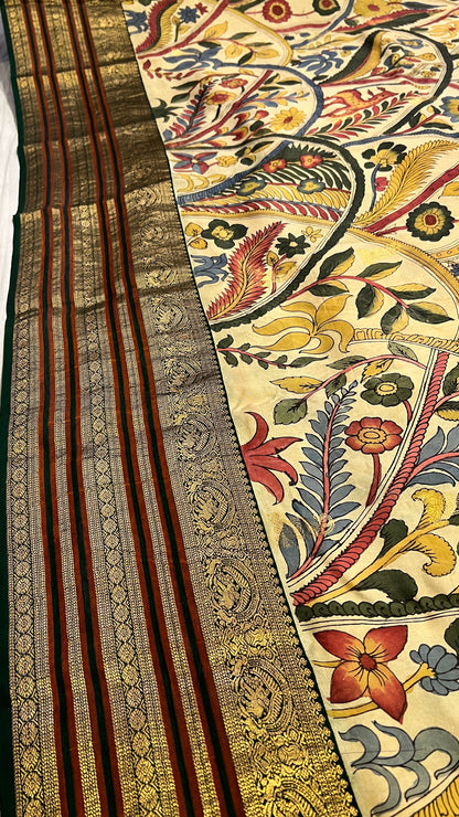 Kanchi Pattu saree