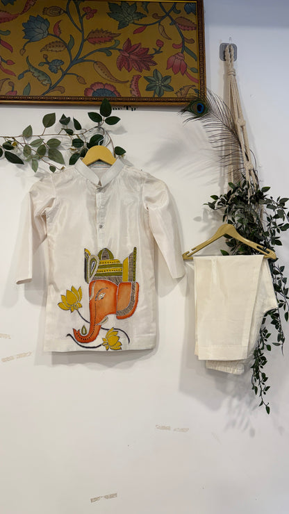 Kid’s Pen Kalamkari Appliqué Kurta Set