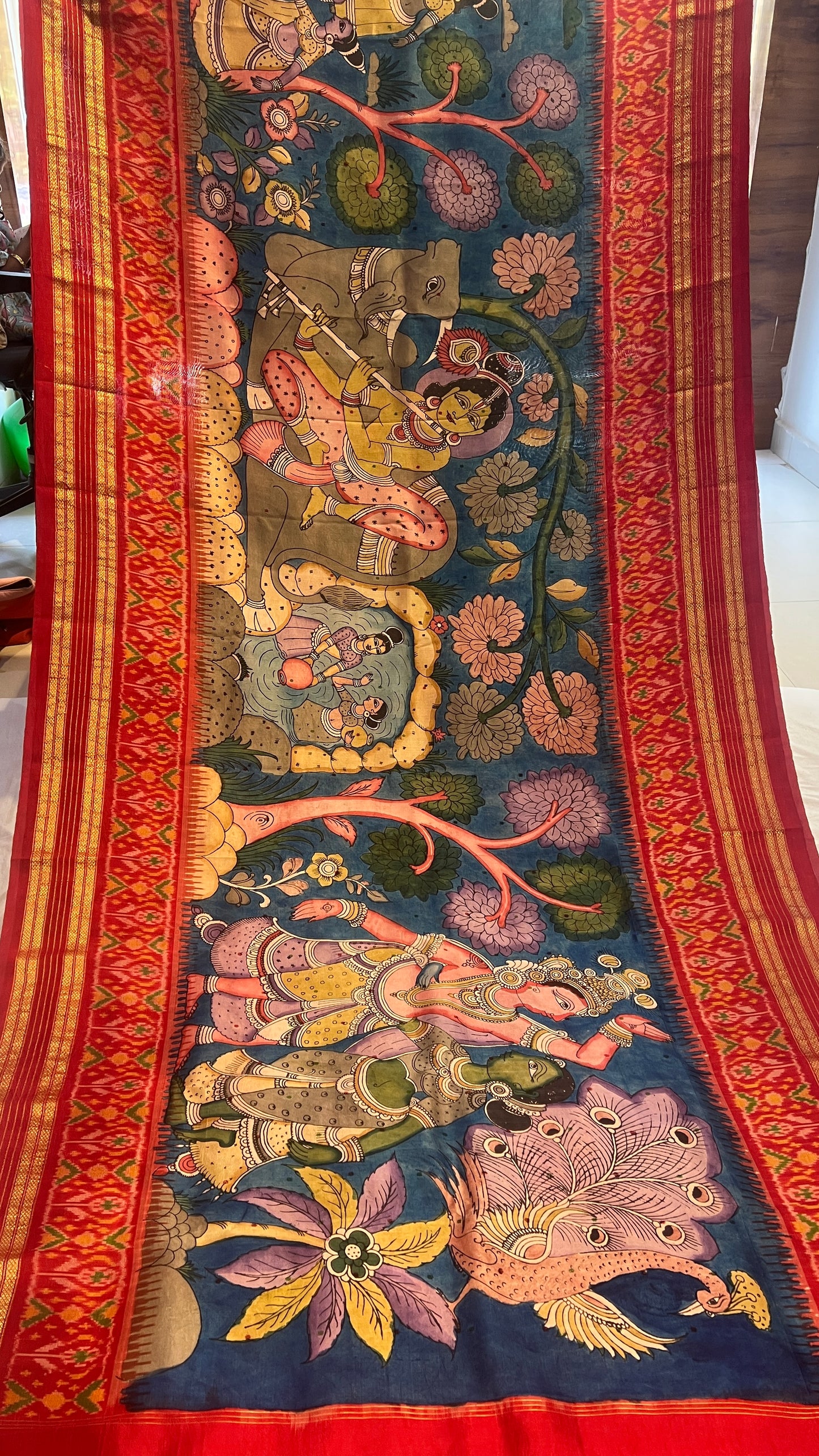 Ikkat Kanchi border Madthas patola saree